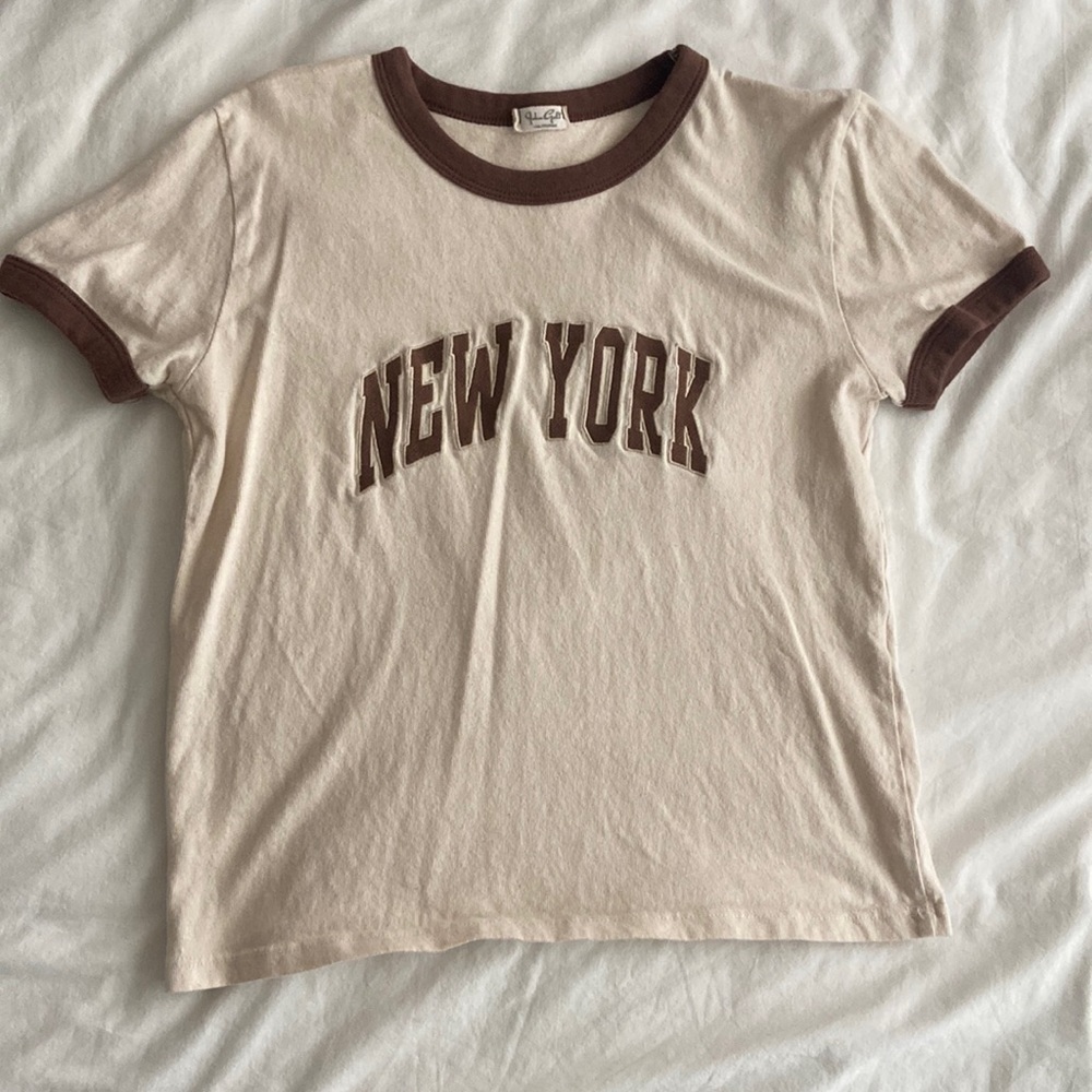 Beige Pacsun New York tee